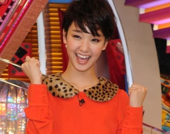 美人女優の笑顔の画像を貼るトピ