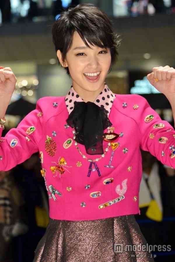 美人女優の笑顔の画像を貼るトピ