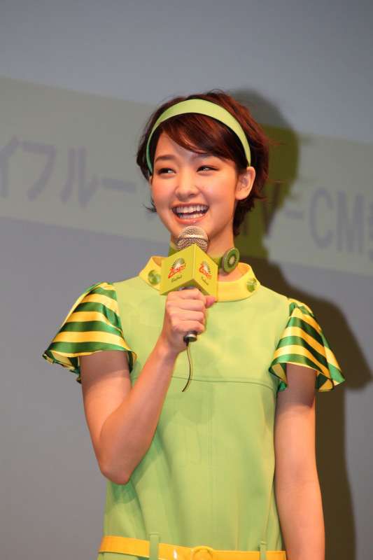 美人女優の笑顔の画像を貼るトピ