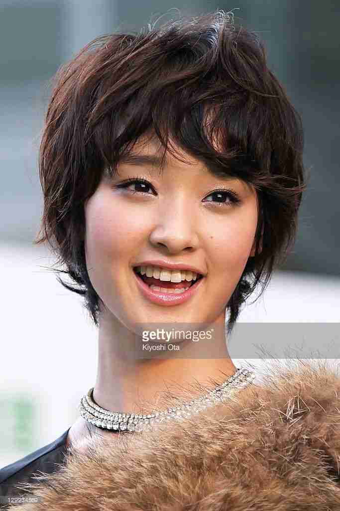 美人女優の笑顔の画像を貼るトピ
