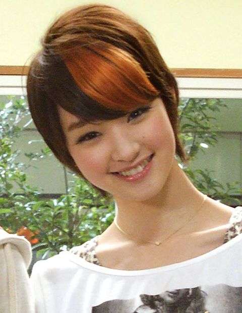 美人女優の笑顔の画像を貼るトピ