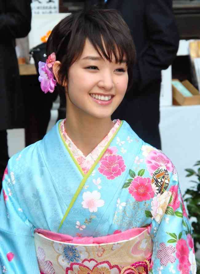 美人女優の笑顔の画像を貼るトピ