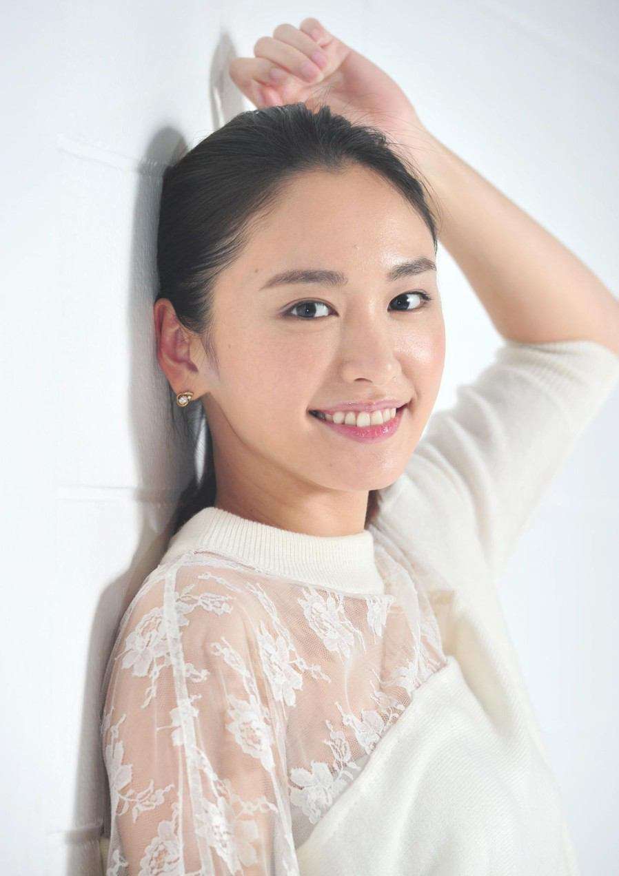 美人女優の笑顔の画像を貼るトピ