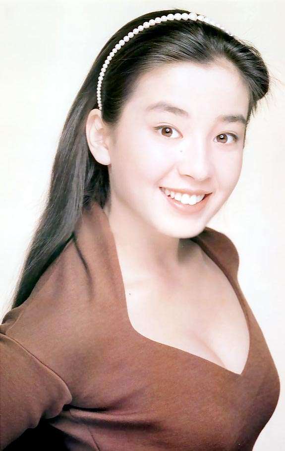美人女優の笑顔の画像を貼るトピ
