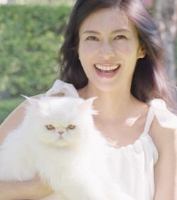 美人女優の笑顔の画像を貼るトピ