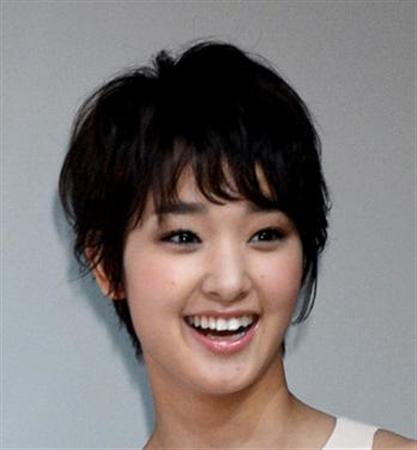 美人女優の笑顔の画像を貼るトピ