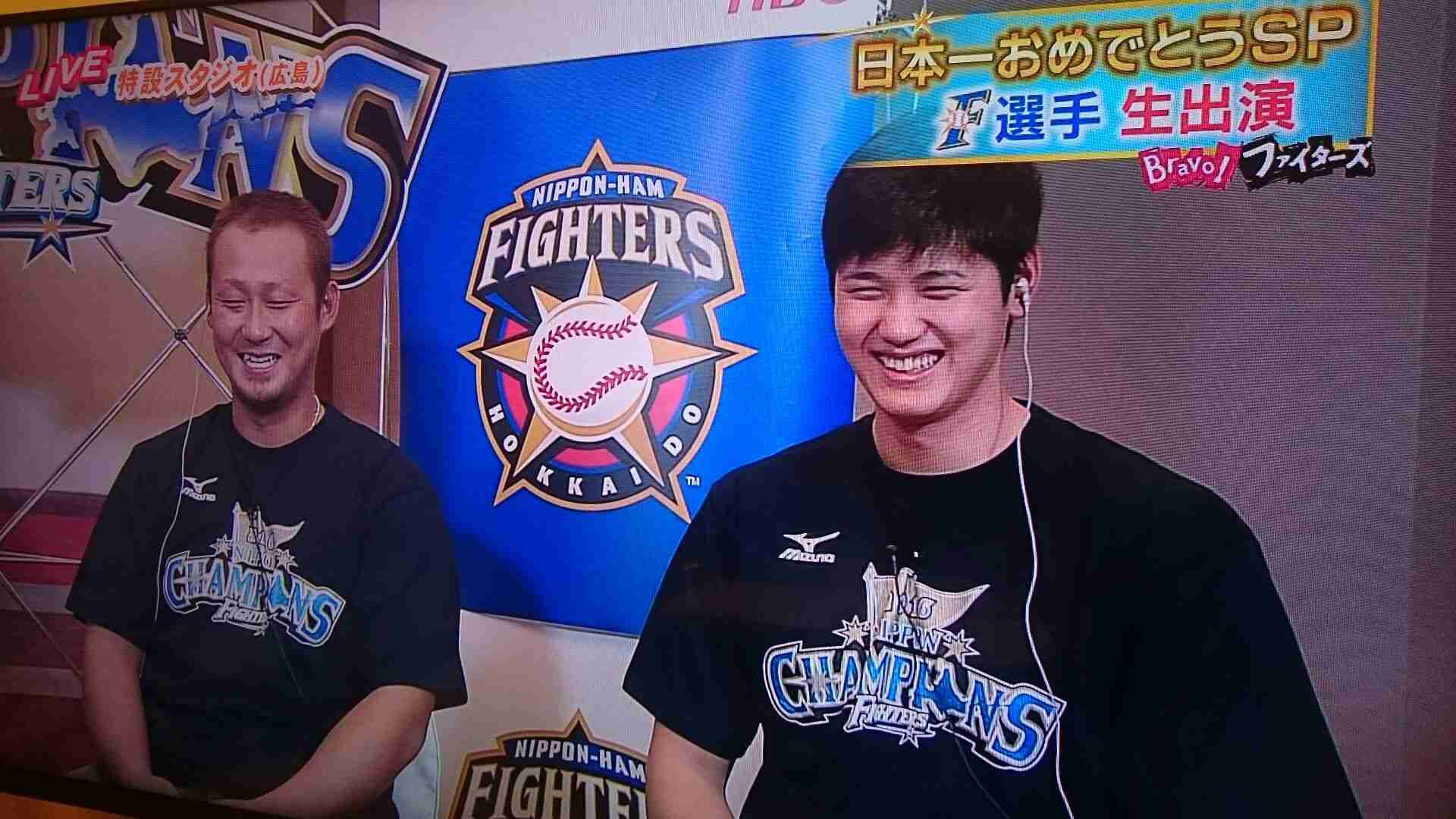 【実況・感想】 SMBC日本シリーズ2016 第6戦 広島×日本ハム 【日本ハムが勝てば優勝】