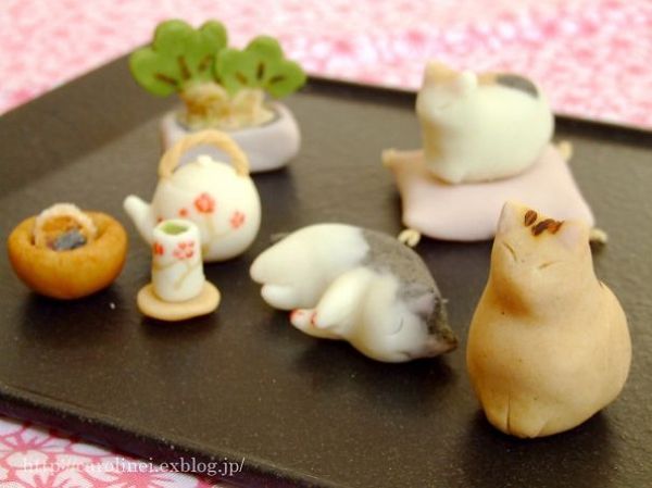 食べ物とは思えないようなスイーツ画像を貼るトピ