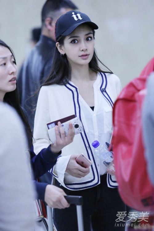 【画像トピ】女性有名人のオフショット