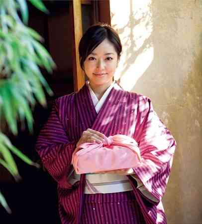 和装が似合う芸能人