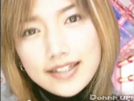自分の顔の特徴を書くと誰かが似た人の画像を探してきてくれるトピ