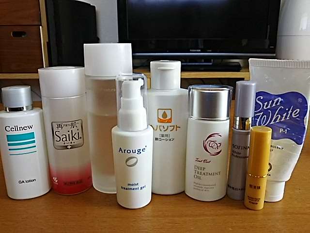 スキンケア用品のレギュラーを見せてください！
