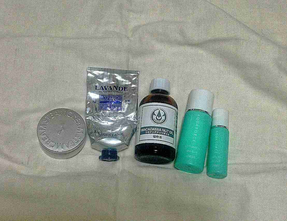 スキンケア用品のレギュラーを見せてください！