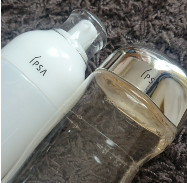 スキンケア用品のレギュラーを見せてください！