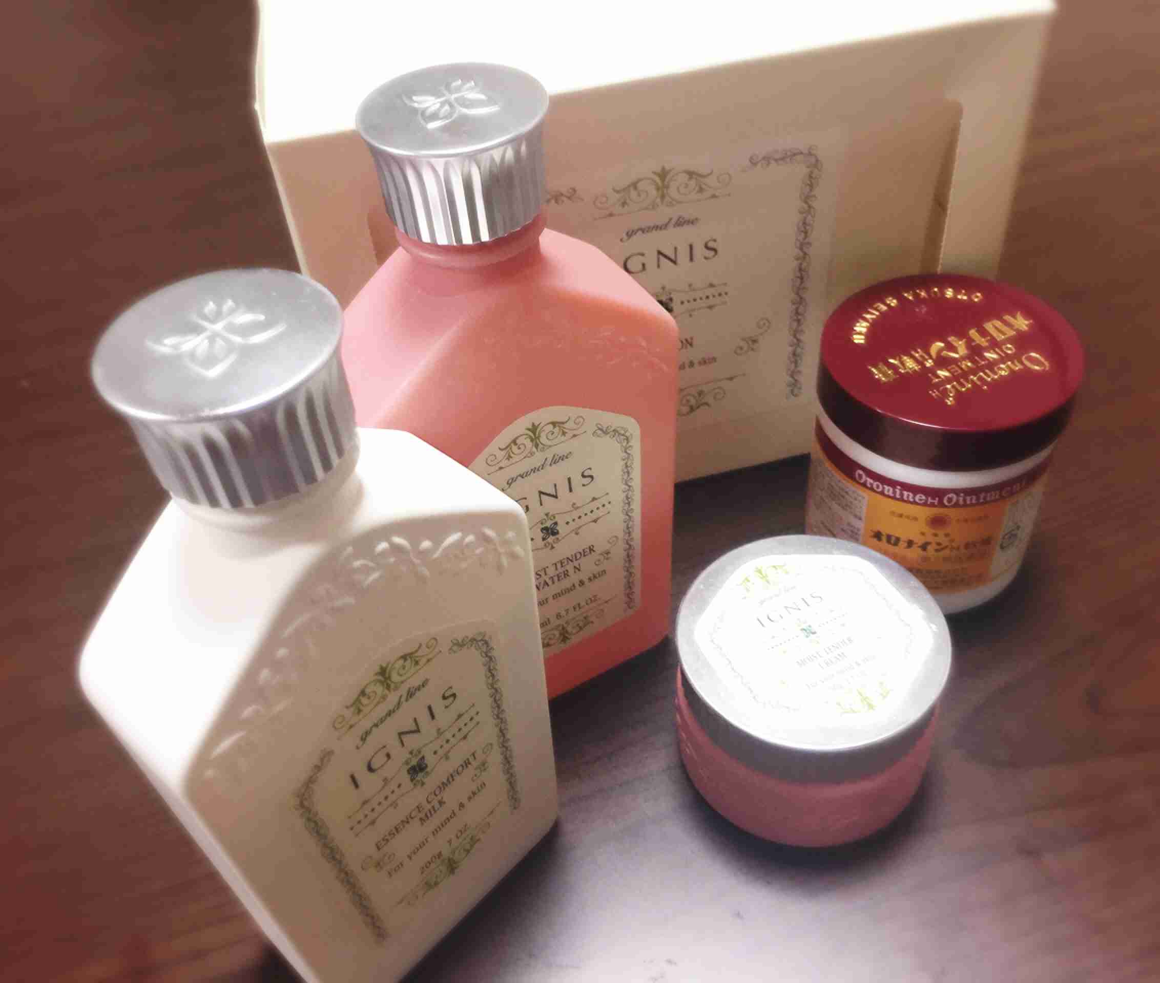 スキンケア用品のレギュラーを見せてください！