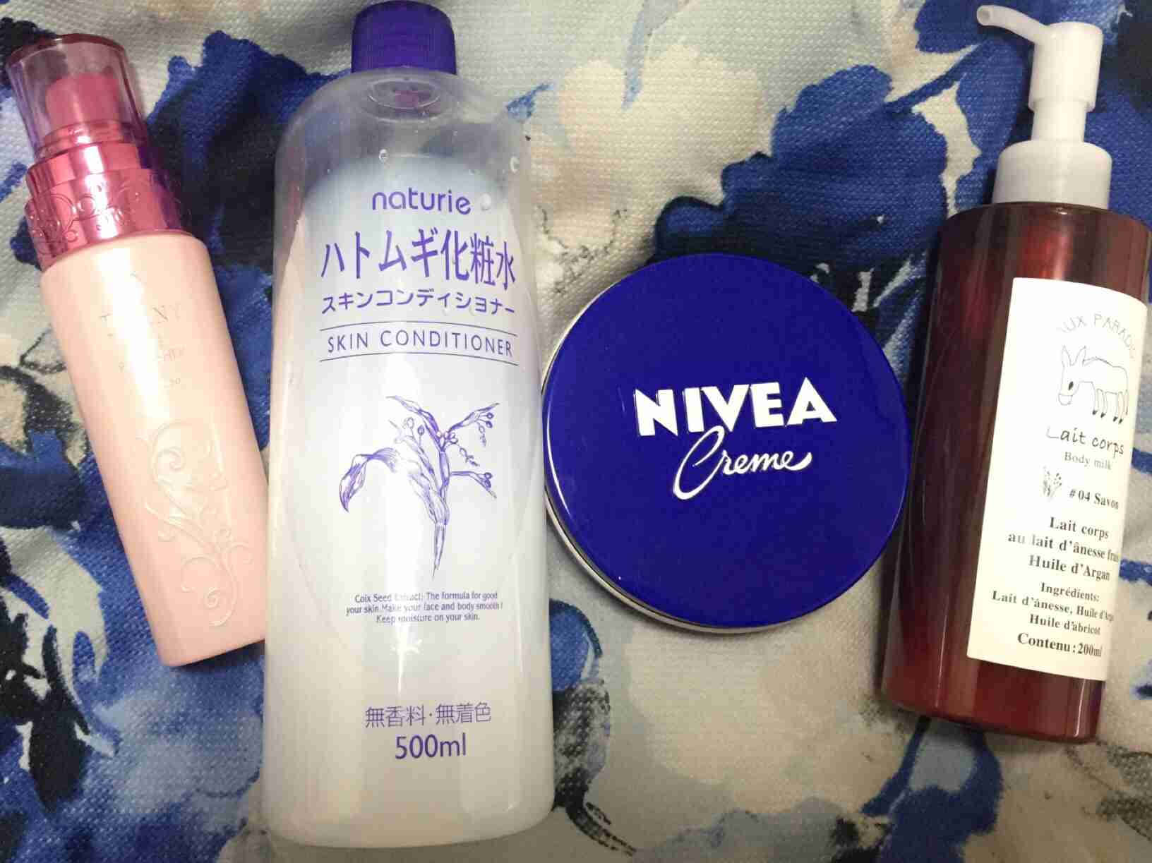 スキンケア用品のレギュラーを見せてください！