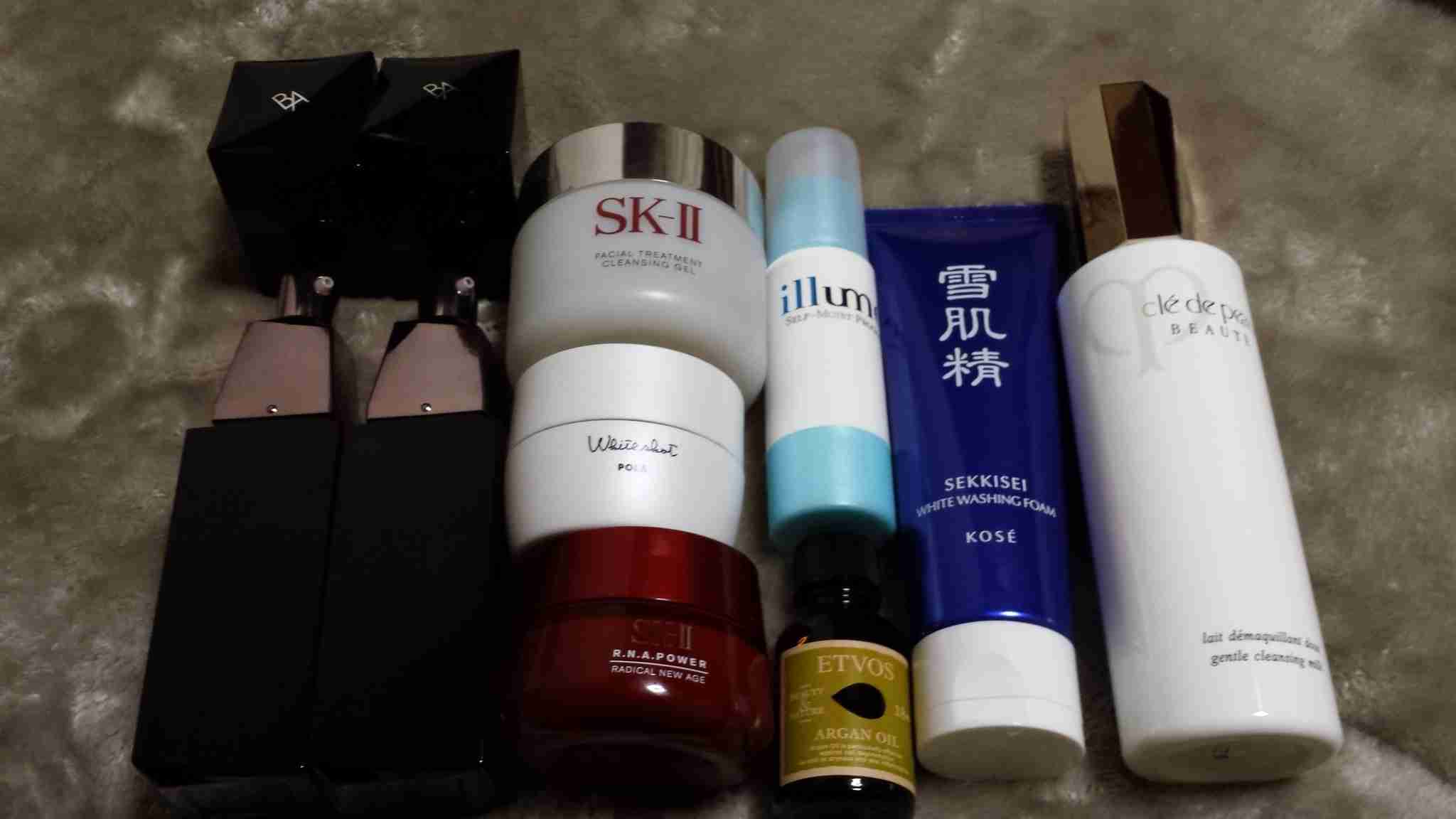 スキンケア用品のレギュラーを見せてください！