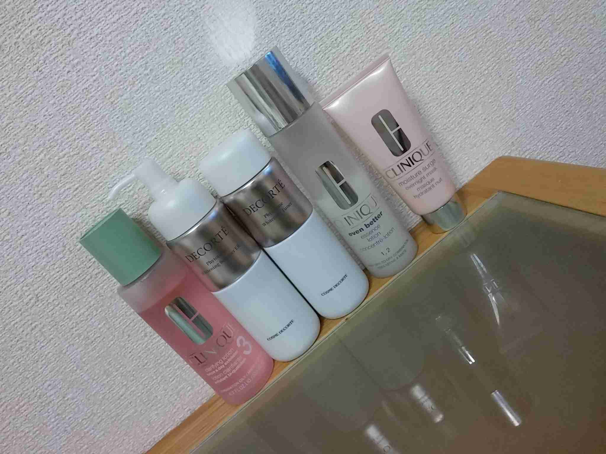 スキンケア用品のレギュラーを見せてください！