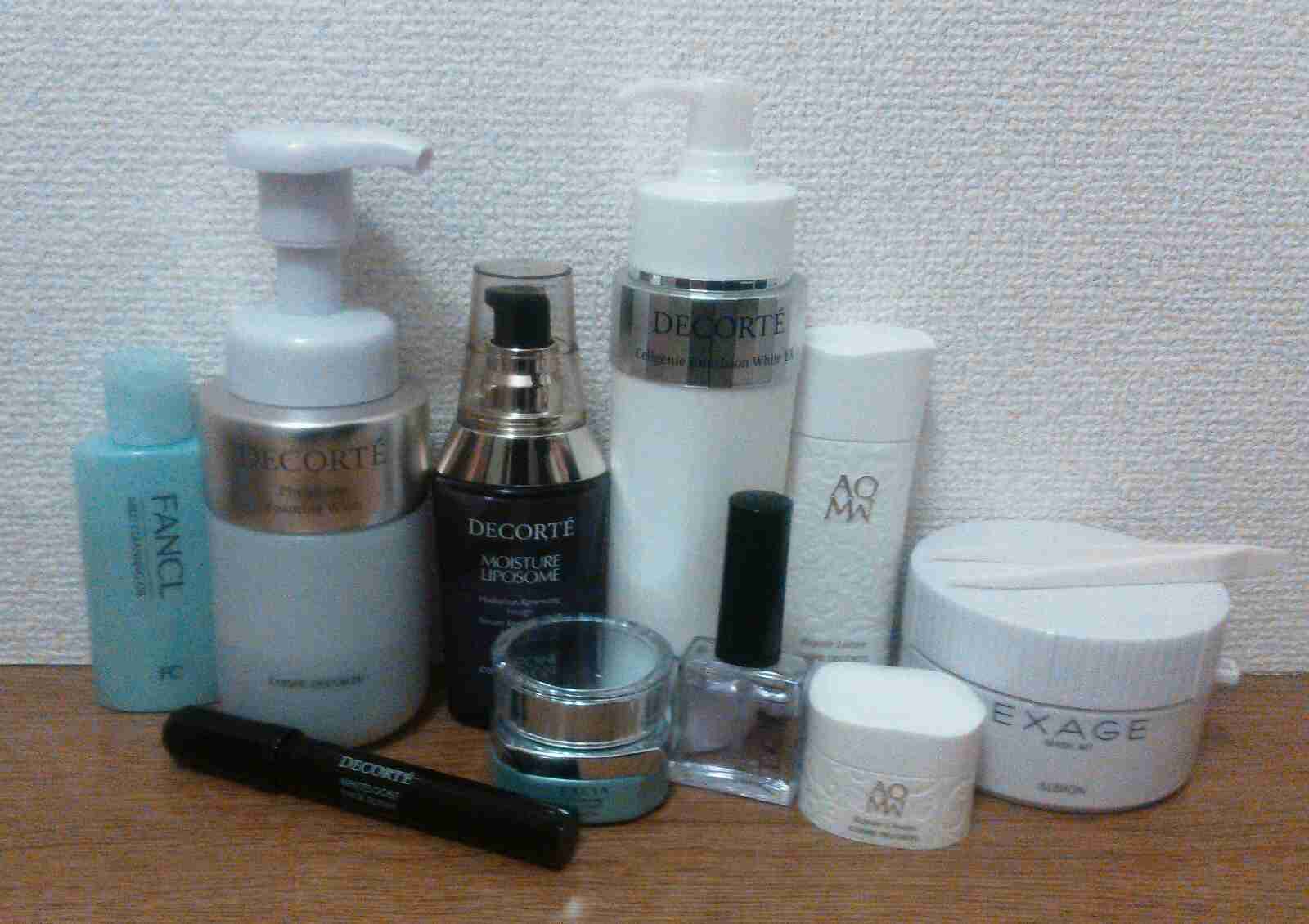 スキンケア用品のレギュラーを見せてください！
