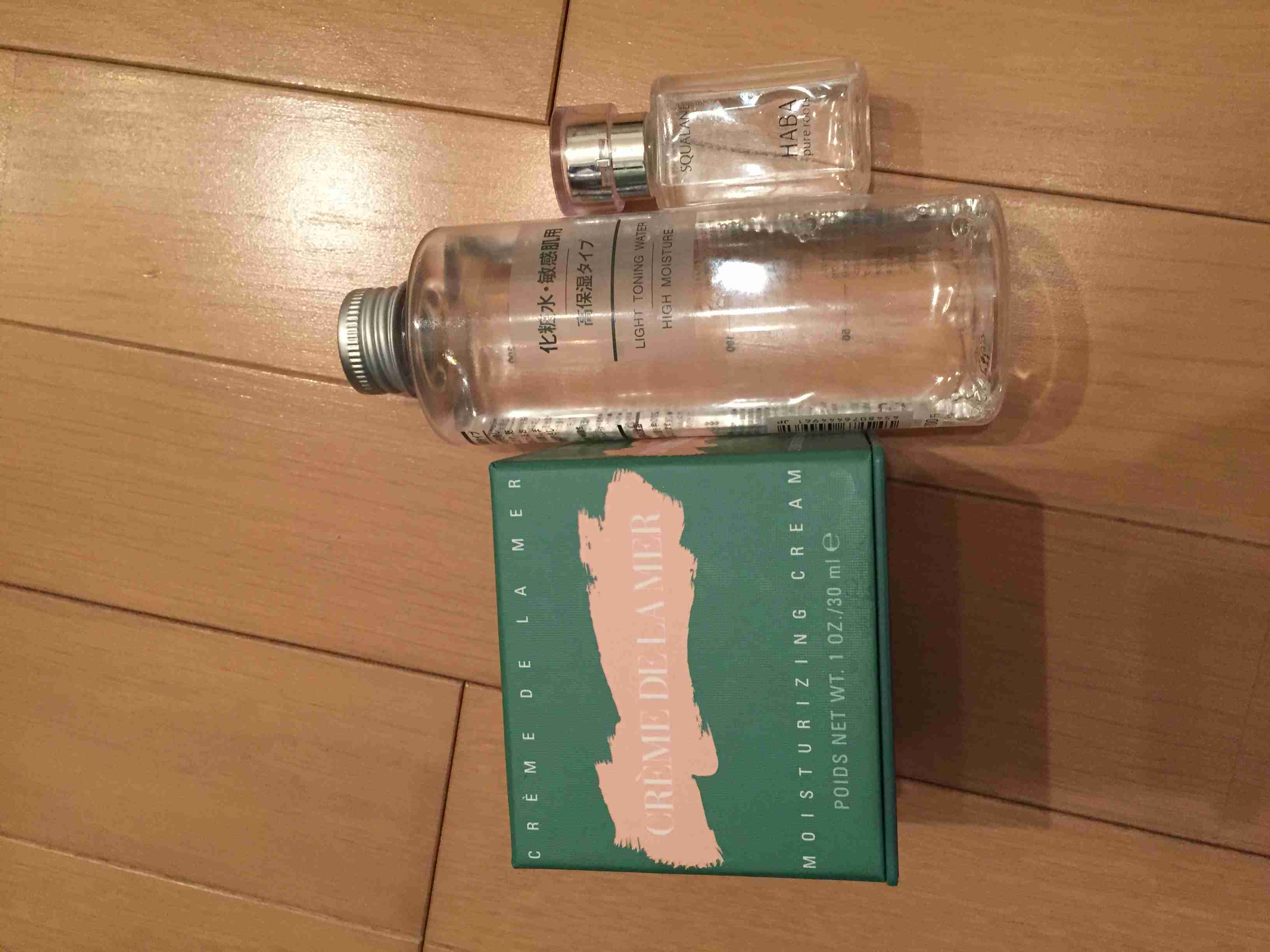 スキンケア用品のレギュラーを見せてください！