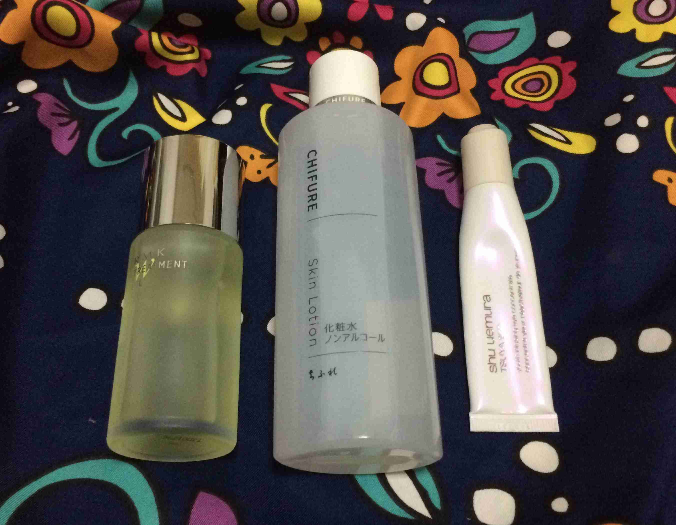 スキンケア用品のレギュラーを見せてください！