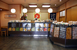 東京でしか買えないおすすめ土産なんですか？