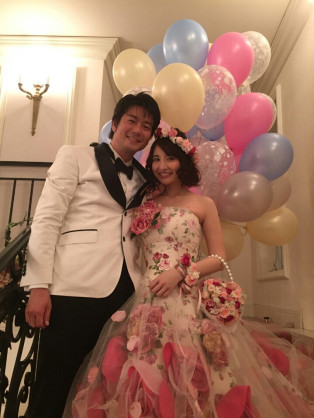 「がお~っ!」とじゃれ合うHIRO&上戸彩、娘との3ショット