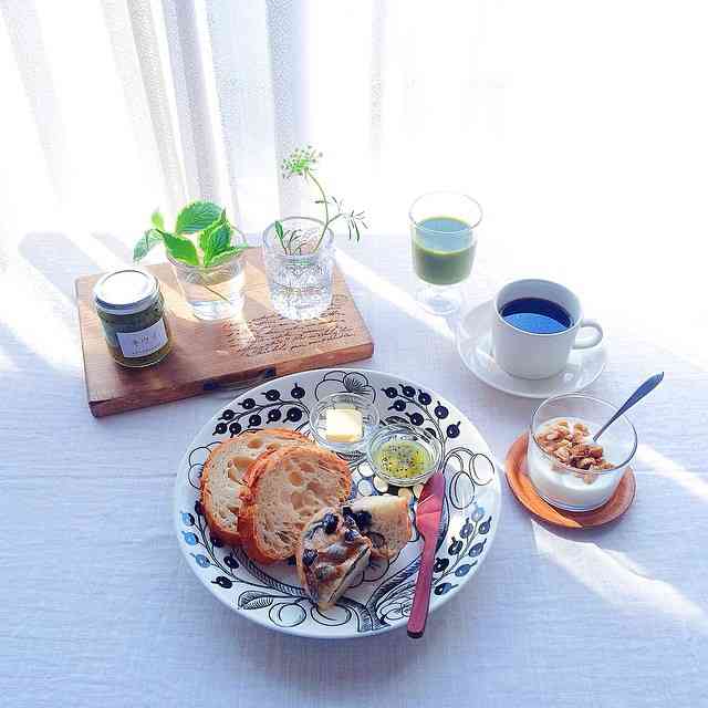 インスタでおしゃれな人が載せてそうな画像をひたすら貼っていくトピ