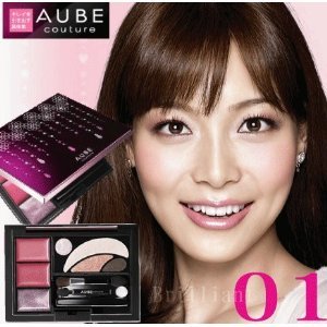 化粧品CMの芸能人の画像をください。