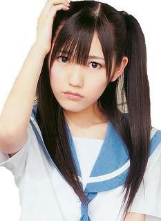 現役女性アイドルで一番可愛いと思う人は誰ですか?