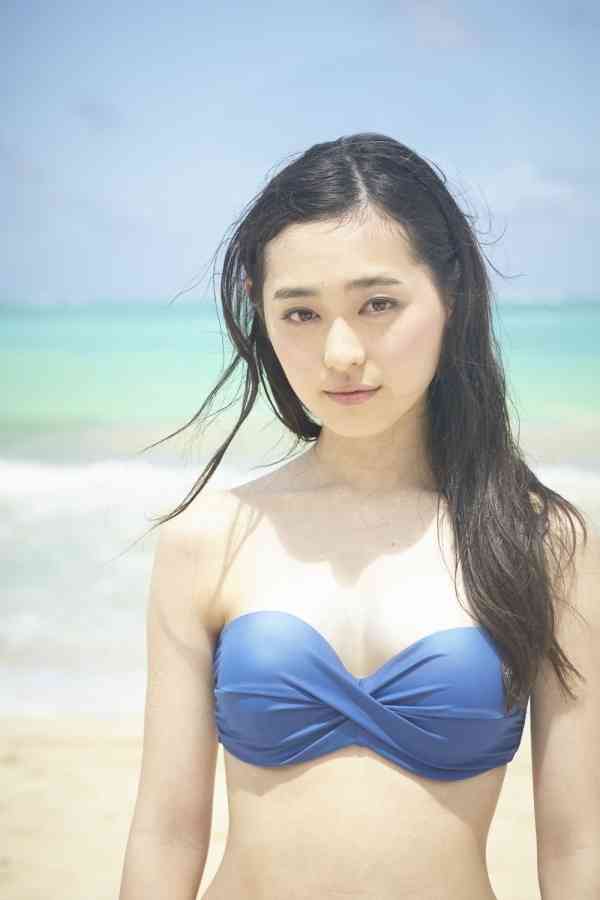 現役女性アイドルで一番可愛いと思う人は誰ですか?