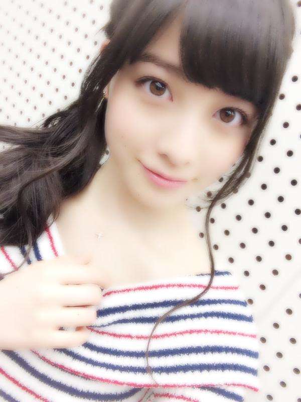 現役女性アイドルで一番可愛いと思う人は誰ですか?