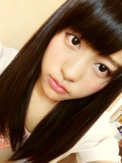現役女性アイドルで一番可愛いと思う人は誰ですか?