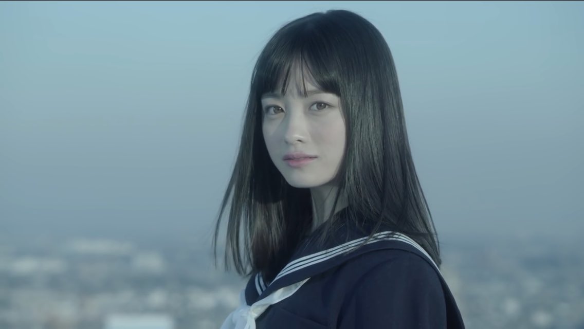 現役女性アイドルで一番可愛いと思う人は誰ですか?