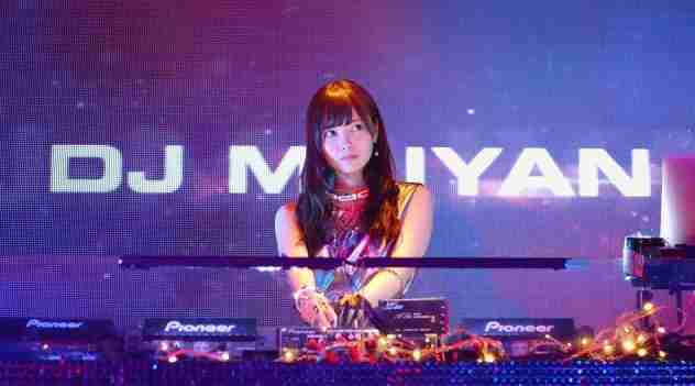 現役女性アイドルで一番可愛いと思う人は誰ですか?