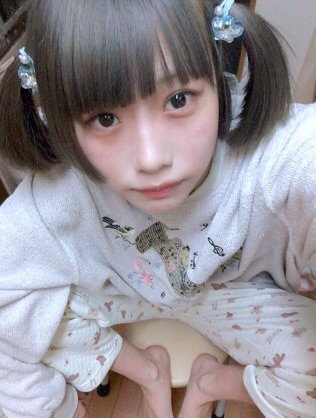 現役女性アイドルで一番可愛いと思う人は誰ですか?