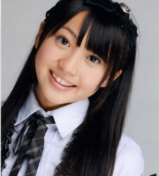 現役女性アイドルで一番可愛いと思う人は誰ですか?