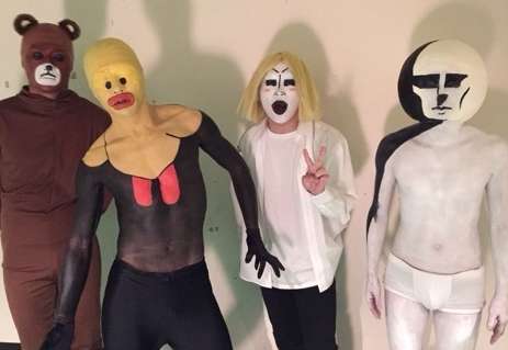男子がドン引きな女子のハロウィン仮装「入り込みすぎ」「そもそもなんの仮装だよそれ…」