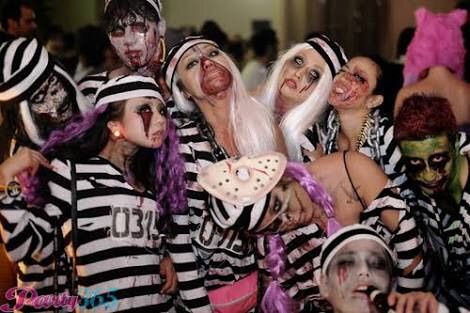 男子がドン引きな女子のハロウィン仮装「入り込みすぎ」「そもそもなんの仮装だよそれ…」