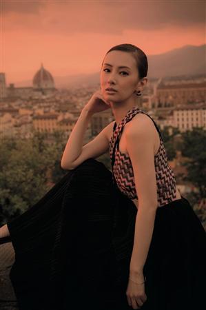 北川景子、3年ぶり写真集 イタリアロケで「30歳」大人の魅力表現