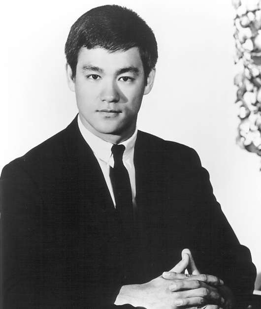スーツの似合う海外俳優