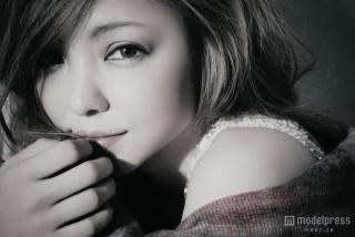 安室奈美恵、死神・リュークと見つめ合う映画「デスノート」劇中歌MV