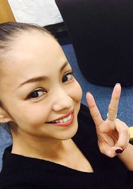 安室奈美恵、死神・リュークと見つめ合う映画「デスノート」劇中歌MV