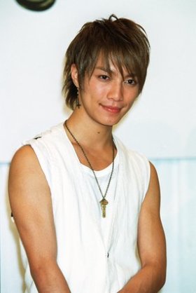 影のある男性が好きな人