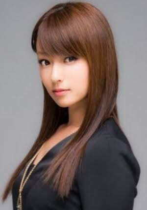 深田恭子のセクシー美ボディにうっとり 色気放つパーツを切り取る