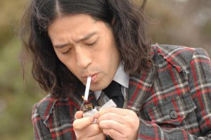 煙草を吸っている姿が様になっている有名人の画像を貼るトピ