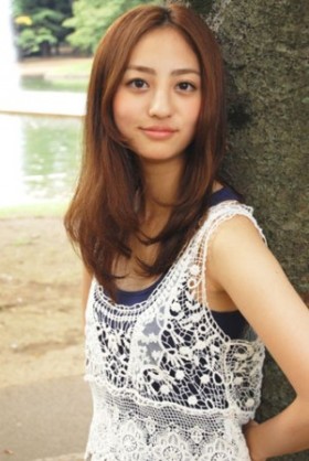 山本美月、“ぱっつん前髪”を披露 「オン眉」に絶賛の声が殺到