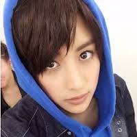 山本美月、“ぱっつん前髪”を披露 「オン眉」に絶賛の声が殺到
