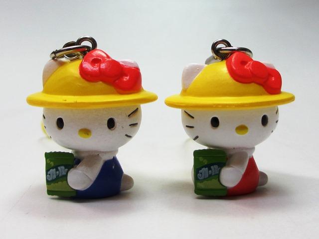 いろんなコラボ商品を貼ろう