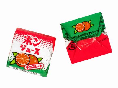 いろんなコラボ商品を貼ろう